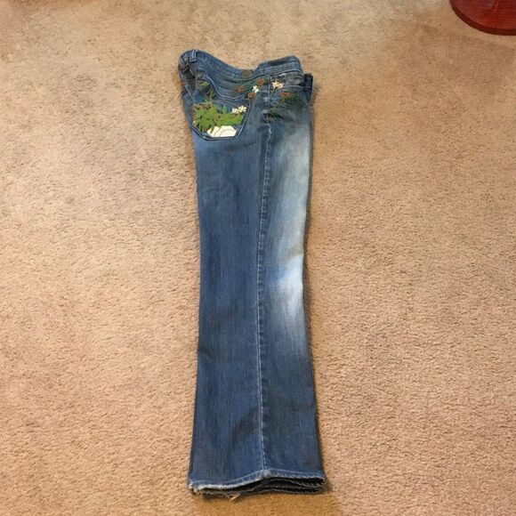 Indie Designs Flower Embroidered Stonewashed Jeans - rare find!!Size 28 Boho - Picture 2 of 11